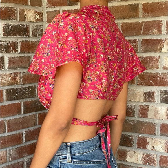 Red crop top - Picture 4 of 6